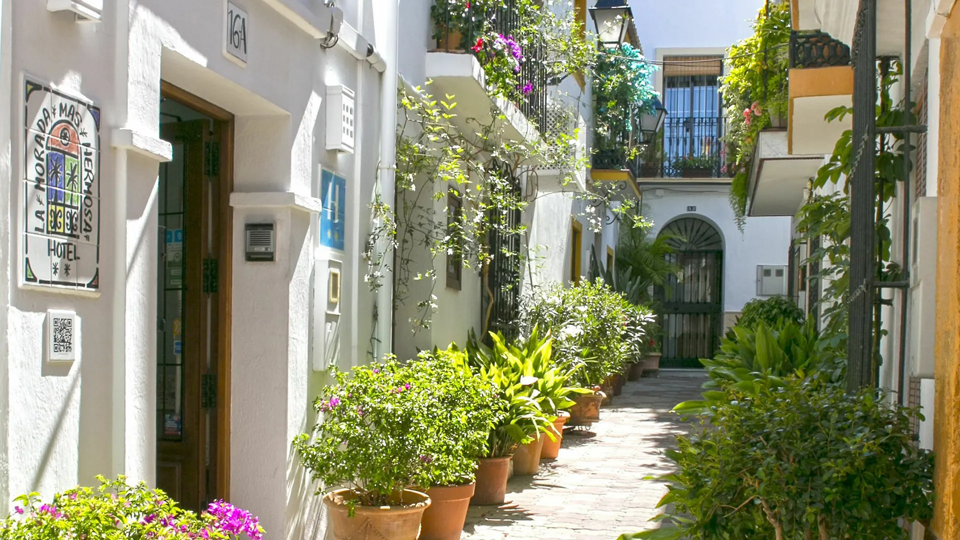 La Morada Mas Hermosa Marbella 2*,  Spanien